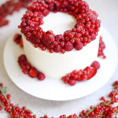 Торт "Малина" купить - серпухов.сладкоежкин.рф