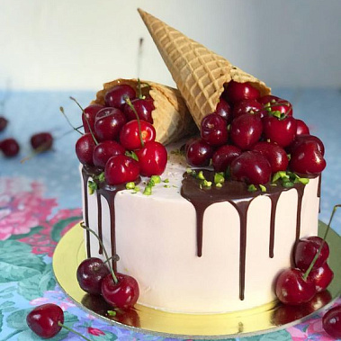 Торт "Вишневый рожок" купить - серпухов.сладкоежкин.рф